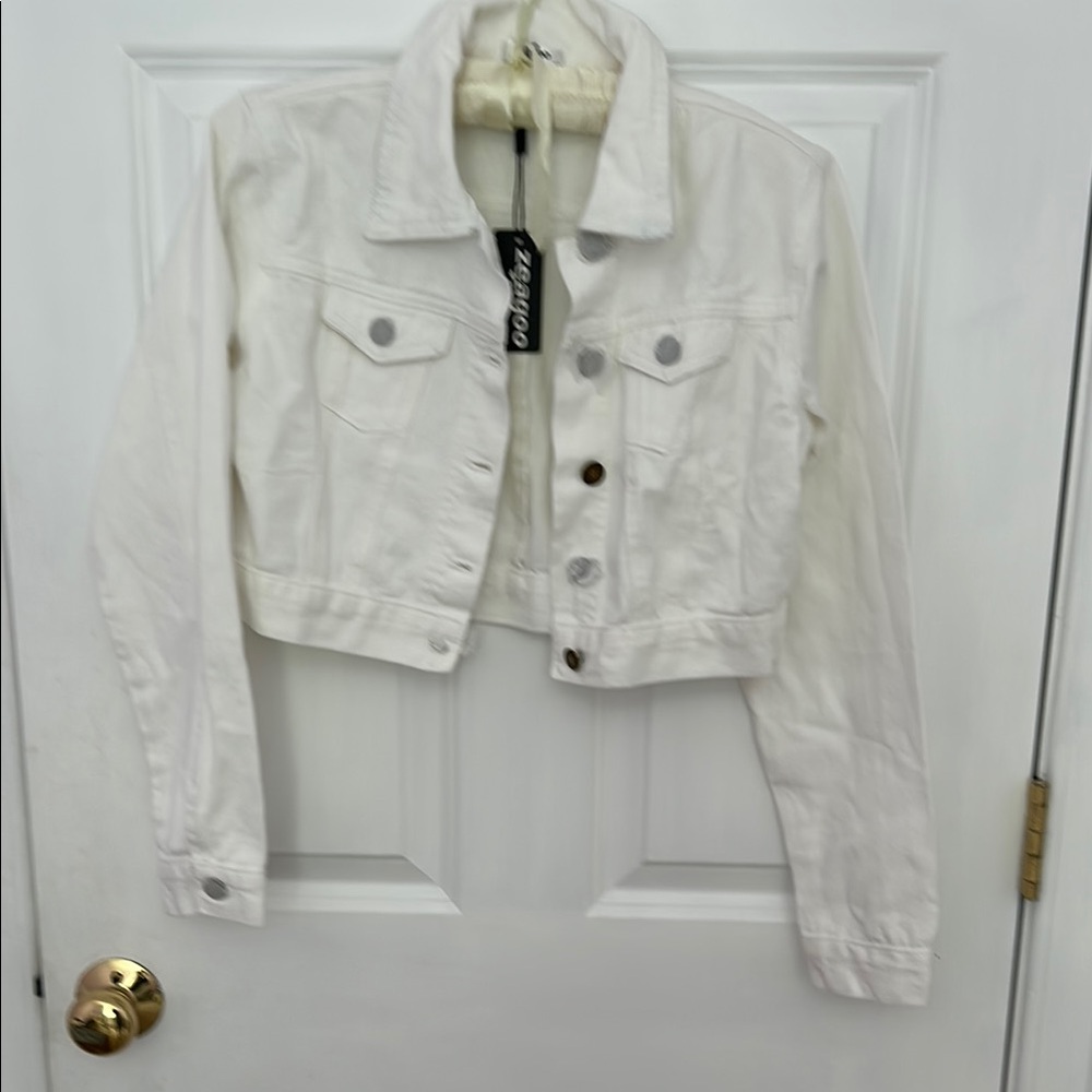 Zeagoo White Cropped Jean Jacket Classic Design